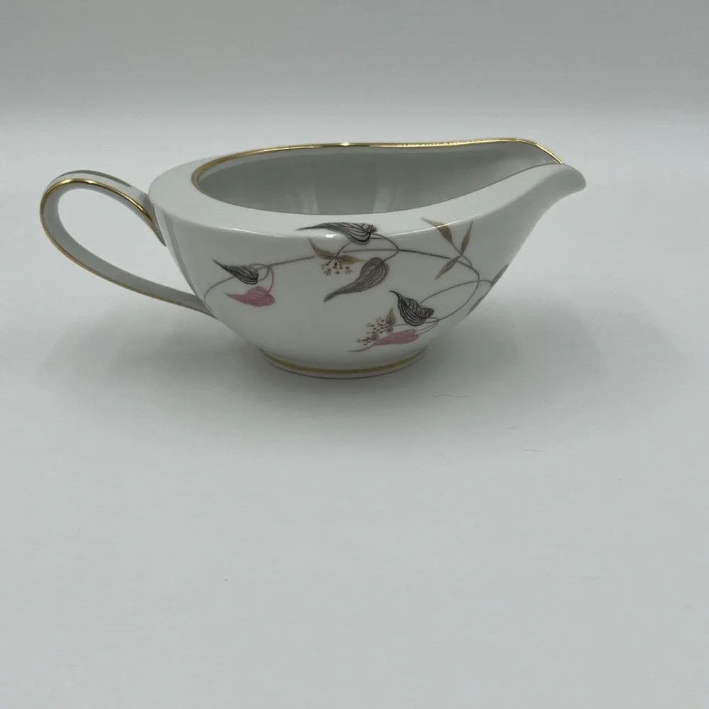 Noritake China Arden 5603 Creamer‎ Vintage White Gold Floral Porcelain Japan